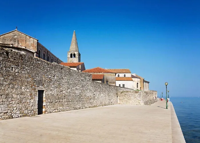 Exquisites Im Herzen Von Mit Meerblick, Nur 150 Meter Zum