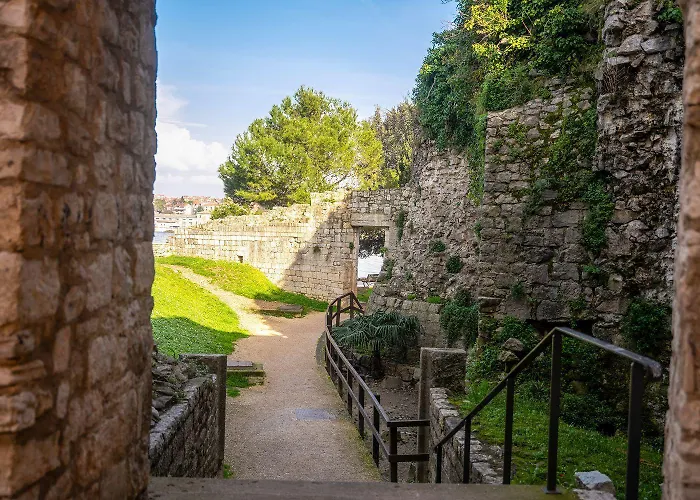 Exquisites Im Herzen Von Mit Meerblick, Nur 150 Meter Zum * 포레치