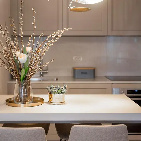 Exquisites Im Herzen Von Mit Meerblick, Nur 150 Meter Zum Пореч