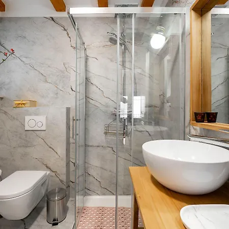 Exquisites Im Herzen Von Mit Meerblick, Nur 150 Meter Zum * Пореч