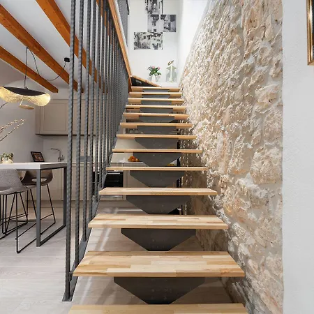 Appartement Exquisites Im Herzen Von Mit Meerblick, Nur 150 Meter Zum *