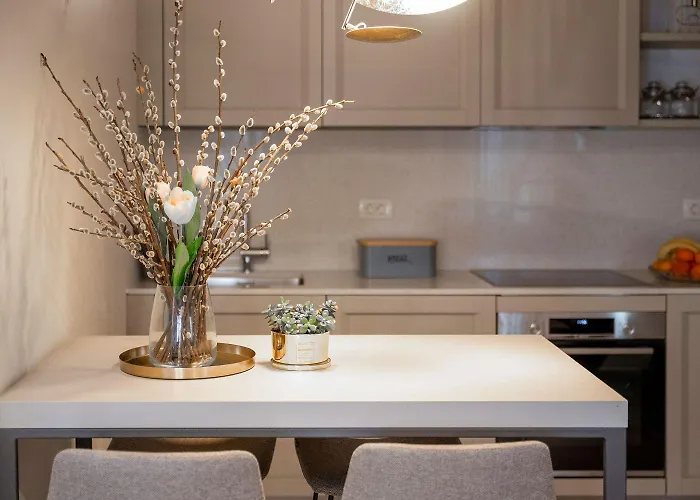 Exquisites Im Herzen Von Mit Meerblick, Nur 150 Meter Zum 波雷奇