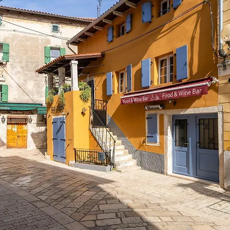 Apartman Exquisites Im Herzen Von Mit Meerblick, Nur 150 Meter Zum Poreč