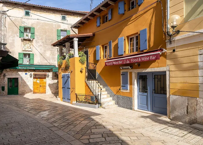 Apartman Exquisites Im Herzen Von Mit Meerblick, Nur 150 Meter Zum Poreč