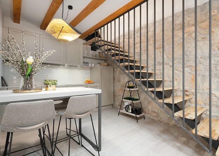 Exquisites Im Herzen Von Mit Meerblick, Nur 150 Meter Zum Apartman *