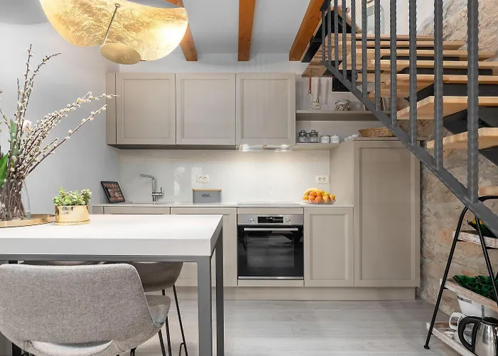 Apartman Exquisites Im Herzen Von Mit Meerblick, Nur 150 Meter Zum